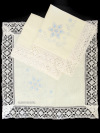 Комплект столового белья "Снежинки": скатерть и 4 салфетки с кружевной отделкой и вышивкой (Вологодское кружево), арт. 10ст-261