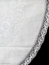 Вологодское кружево, льняная скатерть круглая белая с белым кружевом и кружевной вышивкой (Вологодское кружево), арт. 5с-616а, d-90