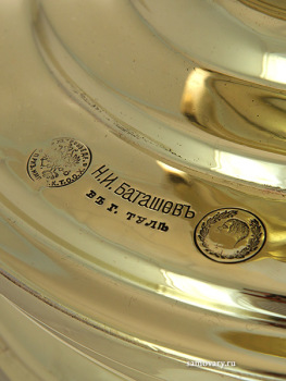 Комбинированный самовар антикварный 5 литров желтый латунный "цилиндр", произведен в начале XX века на фабрике Н.И.Баташева, с медалями, арт. 320550