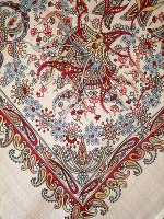 Шерстяной Павлопосадский платок "Балаганчик", 89*89 см, арт. 203-5