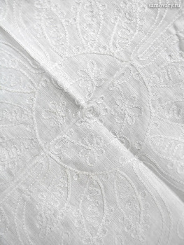 Льняная круглая скатерть белая со светлым кружевом и кружевной вышивкой (Вологодское кружево), арт. 1нхп-648, d-150