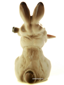 Скульптура "Заяц с морковкой №1 (12,5 см)", Императорский фарфоровый завод
