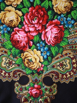 Шерстяной Павлопосадский платок "Незнакомка", 89*89 см, арт. 779-18